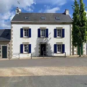  Hébergement de vacances Charmante Maison Au Port De Sainte Marine